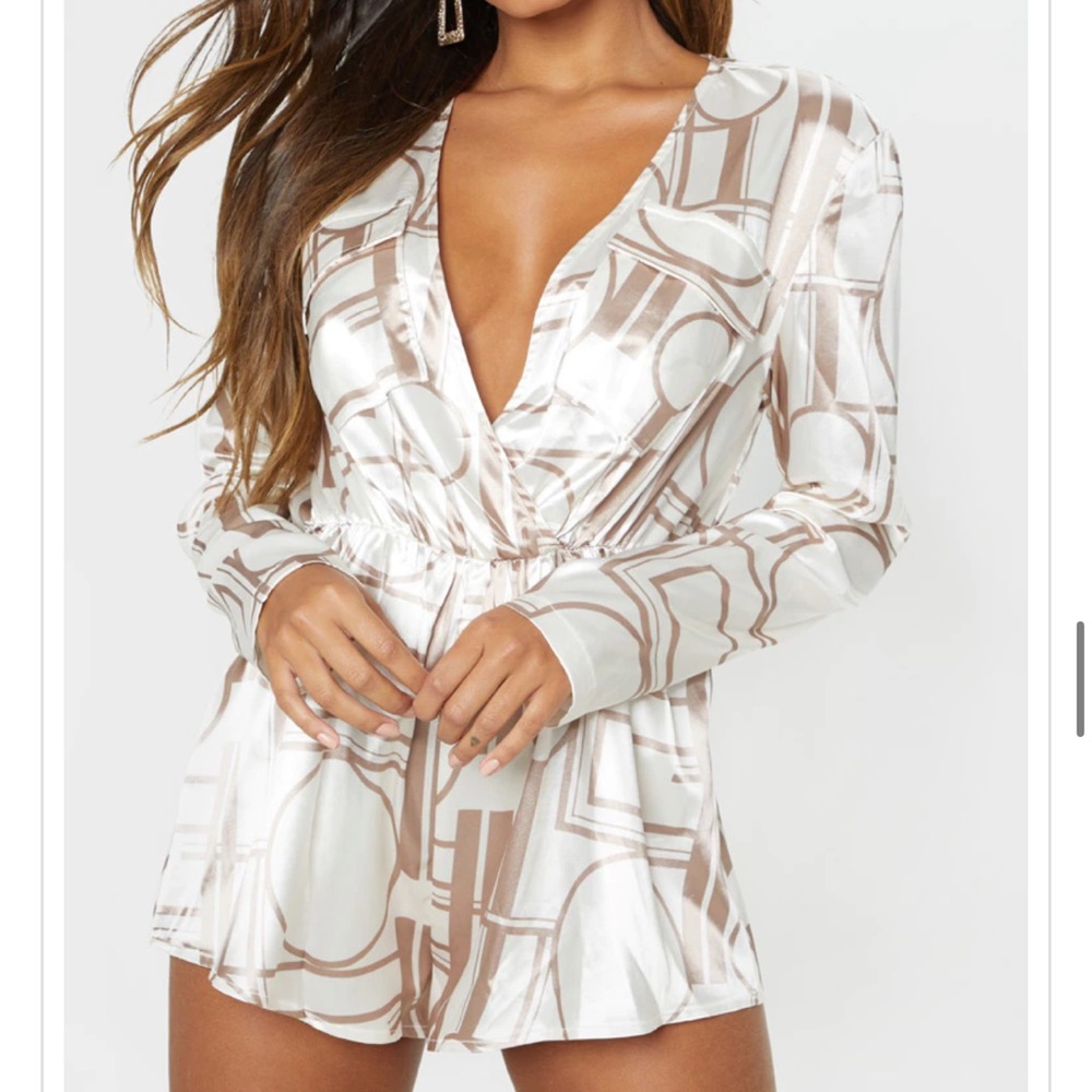 Cream romper